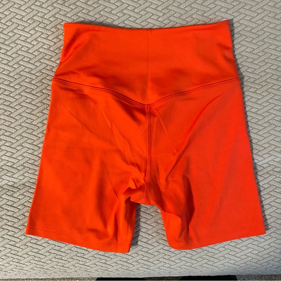 Girlfriend Collective Racer FLOAT Ultralight Run Short size small - Picture 3 of 7